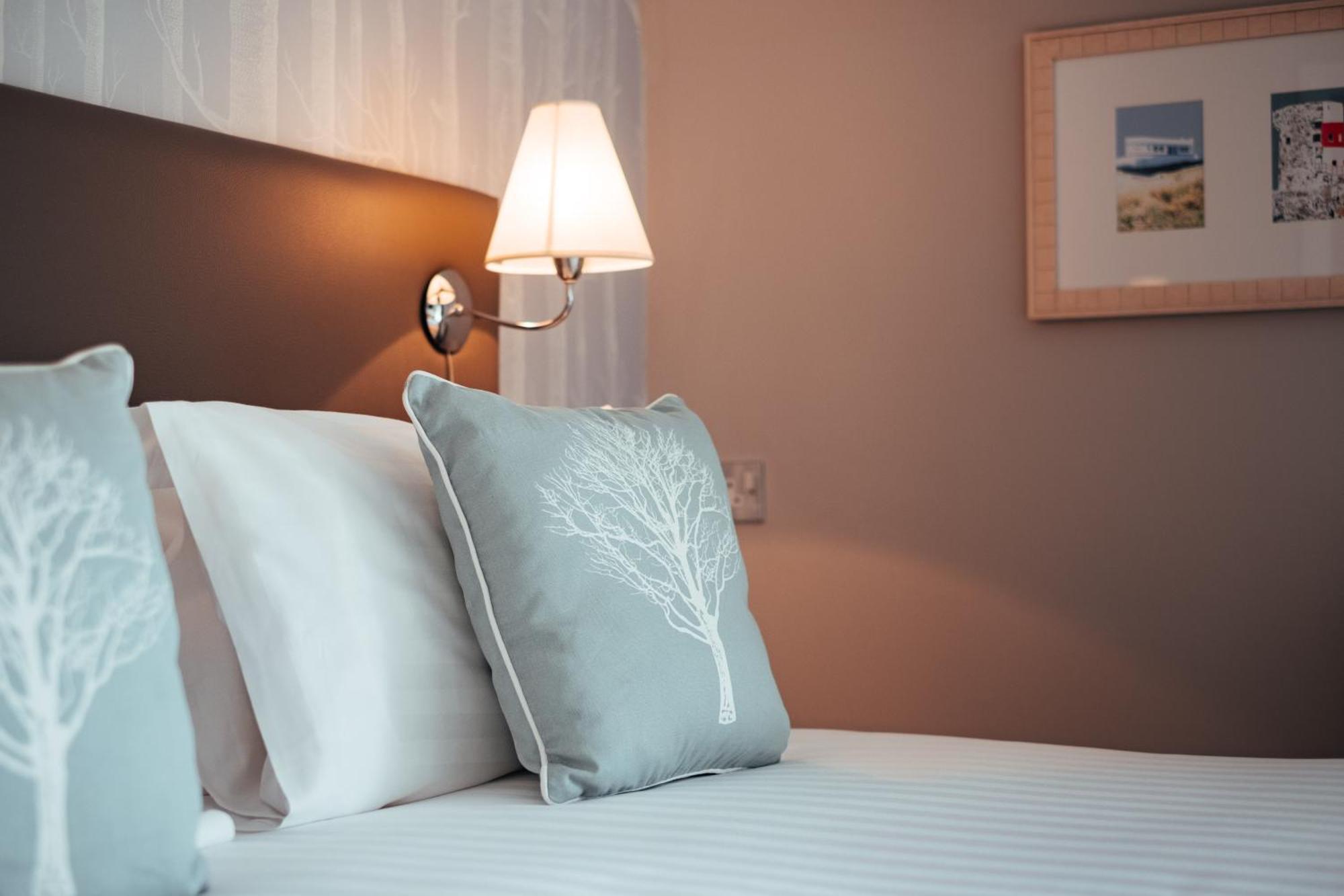 Hotel Cristina St Lawrence ภายนอก รูปภาพ