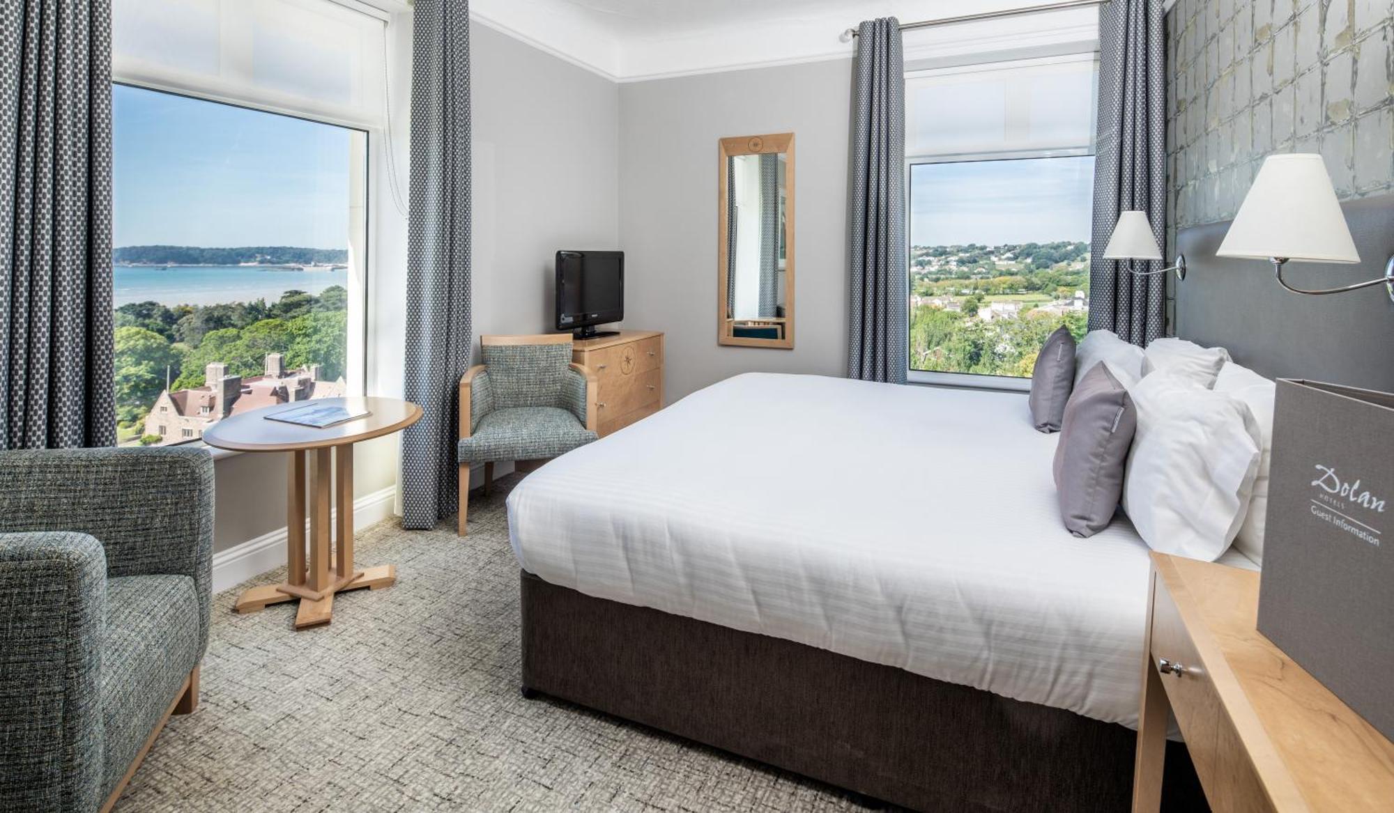 Hotel Cristina St Lawrence ภายนอก รูปภาพ